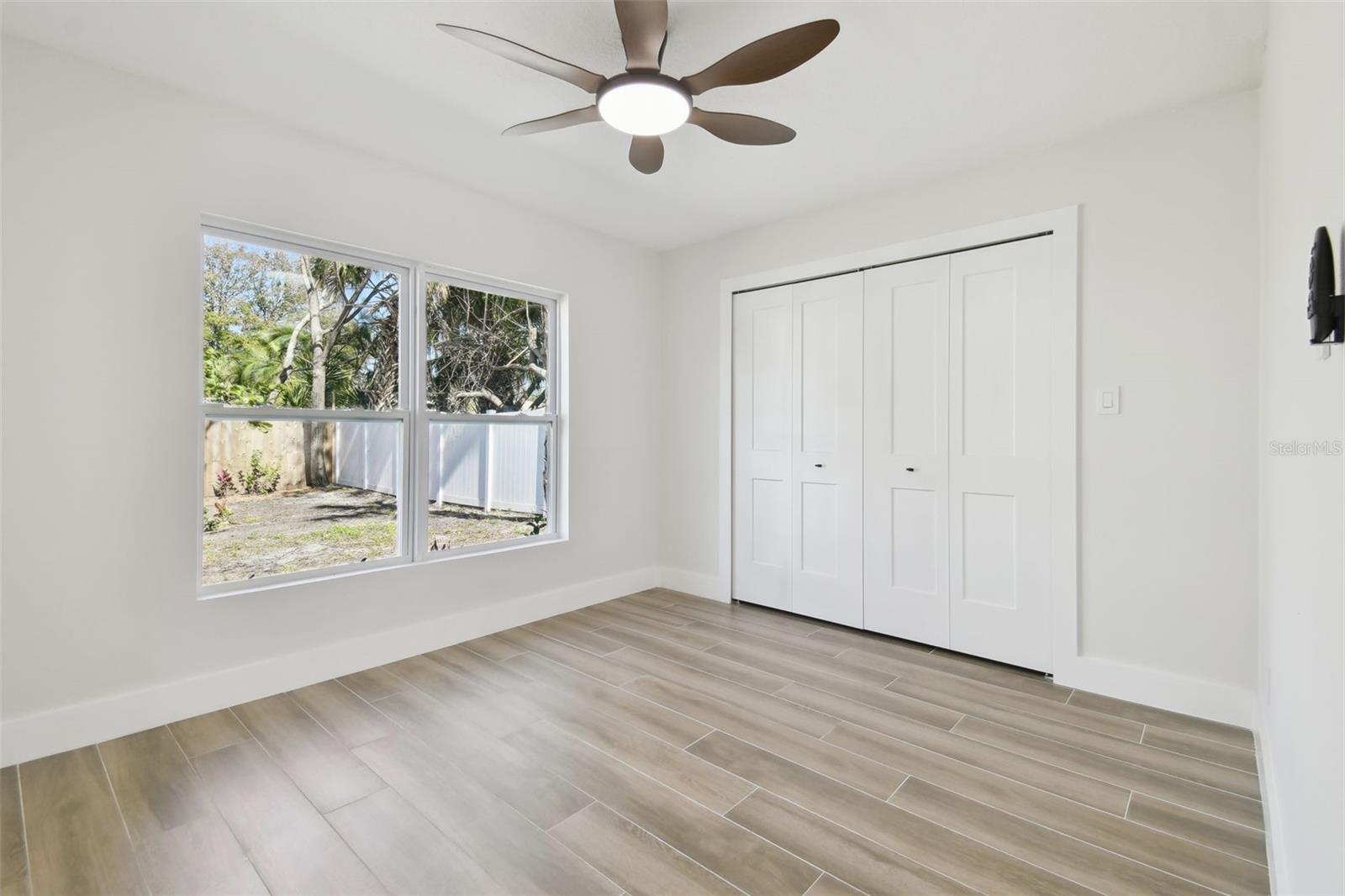 GANDY GARDENS 3 - Residential