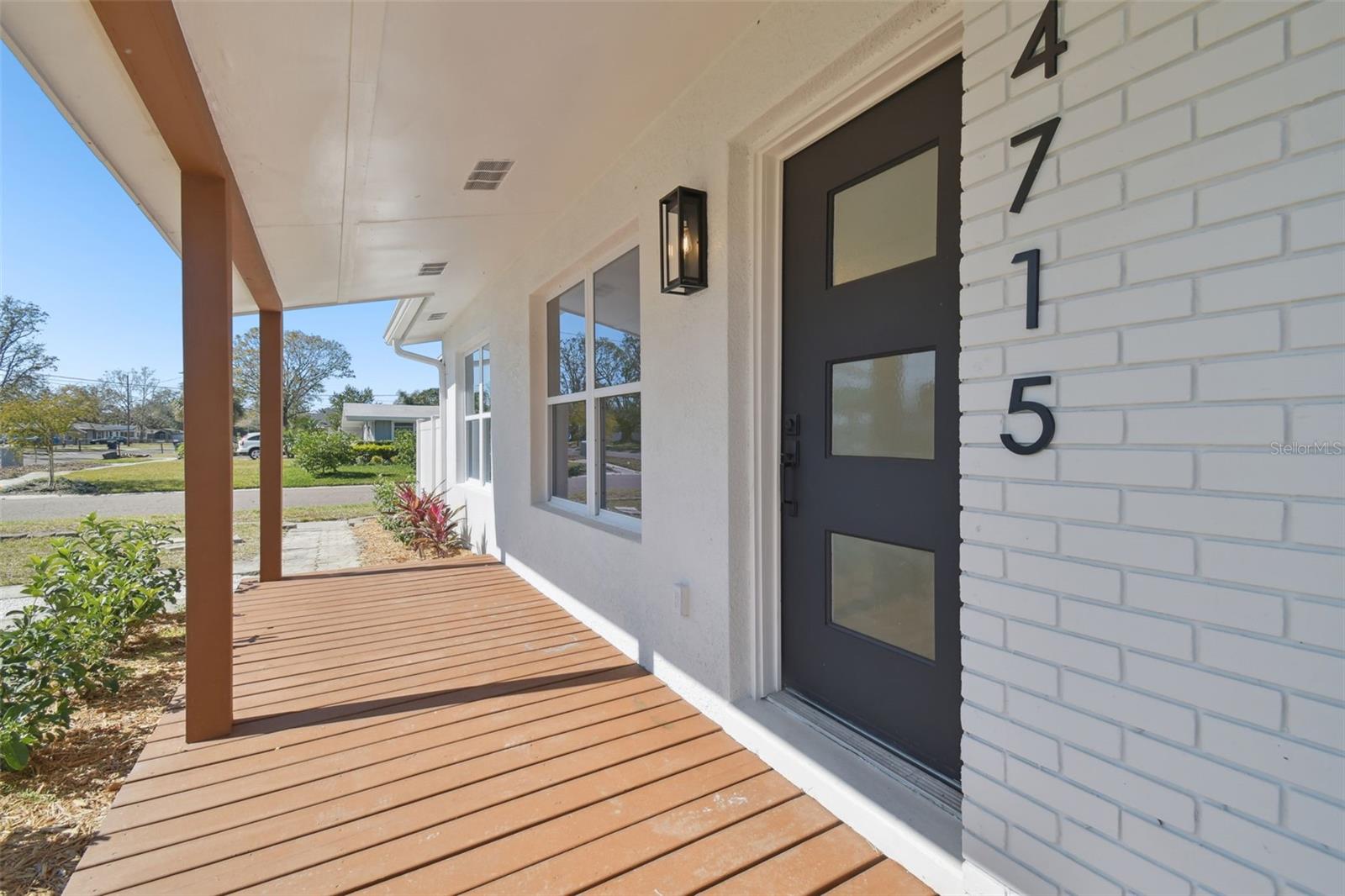 GANDY GARDENS 3 - Residential