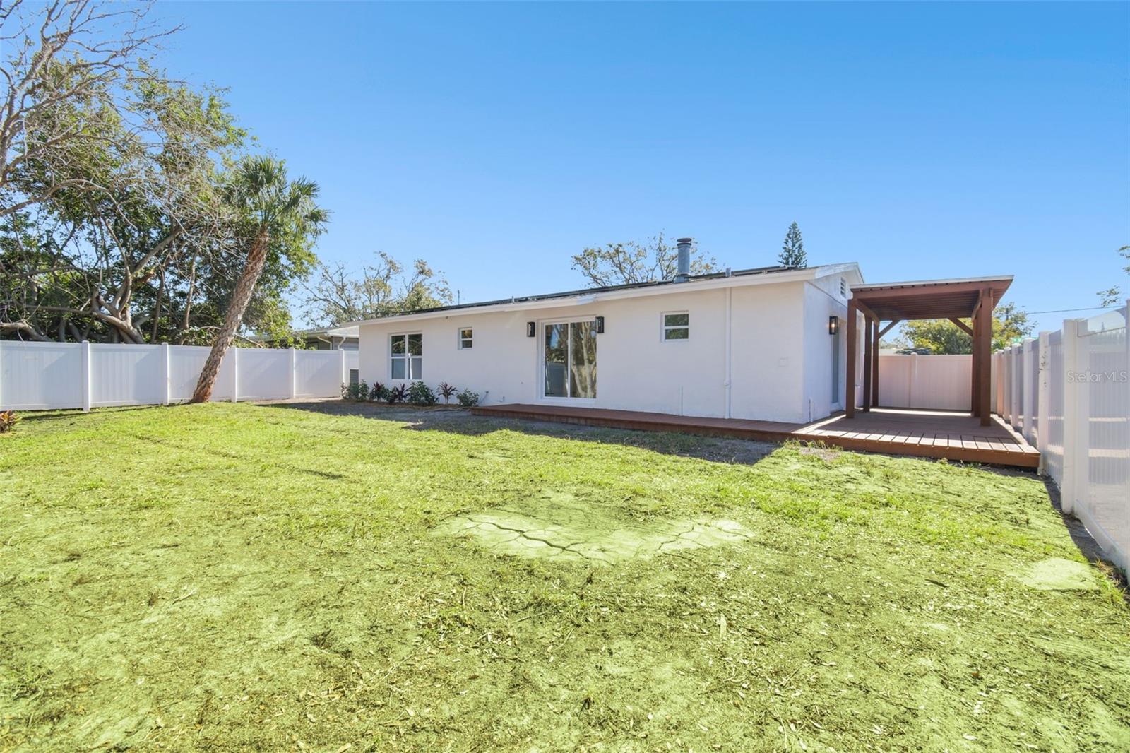 GANDY GARDENS 3 - Residential