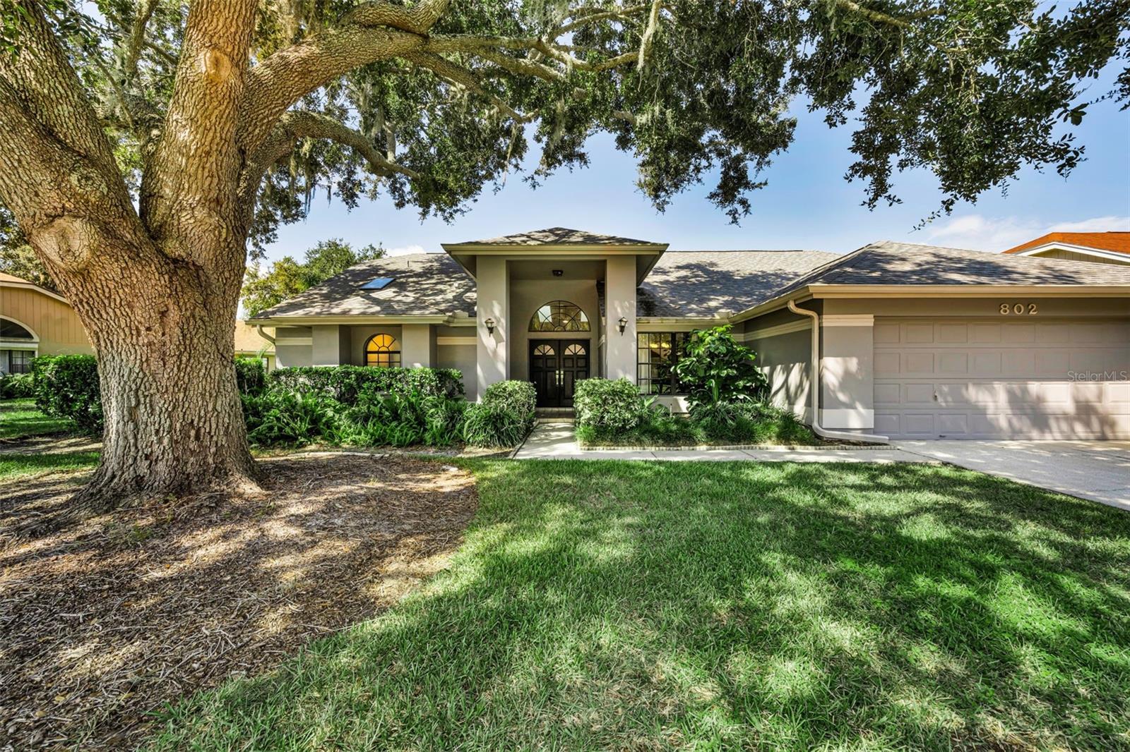 802 CENTERWOOD DRIVE