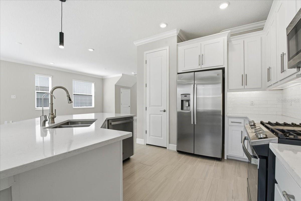 ESTANCIA PH 4 - Residential