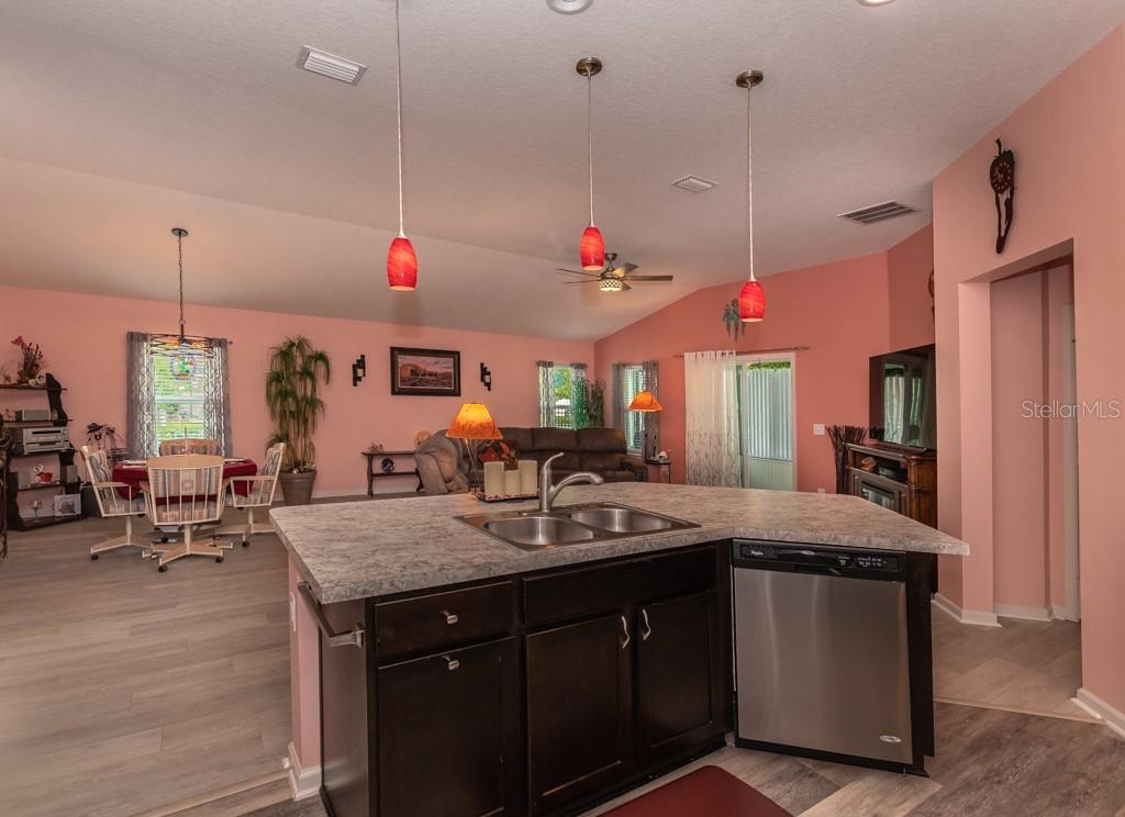 Grande Champion - Residential