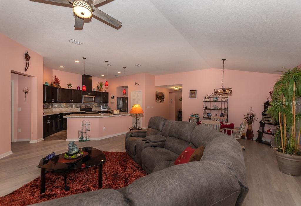 Grande Champion - Residential