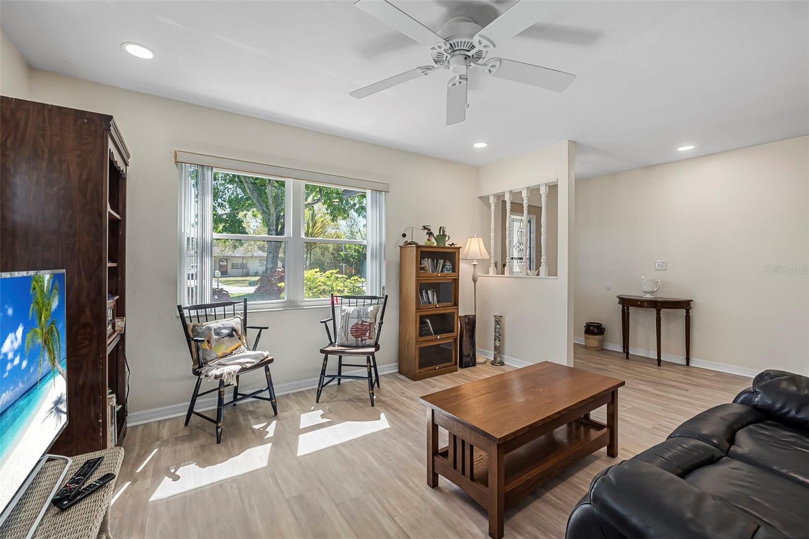 322 ACACIA DRIVE