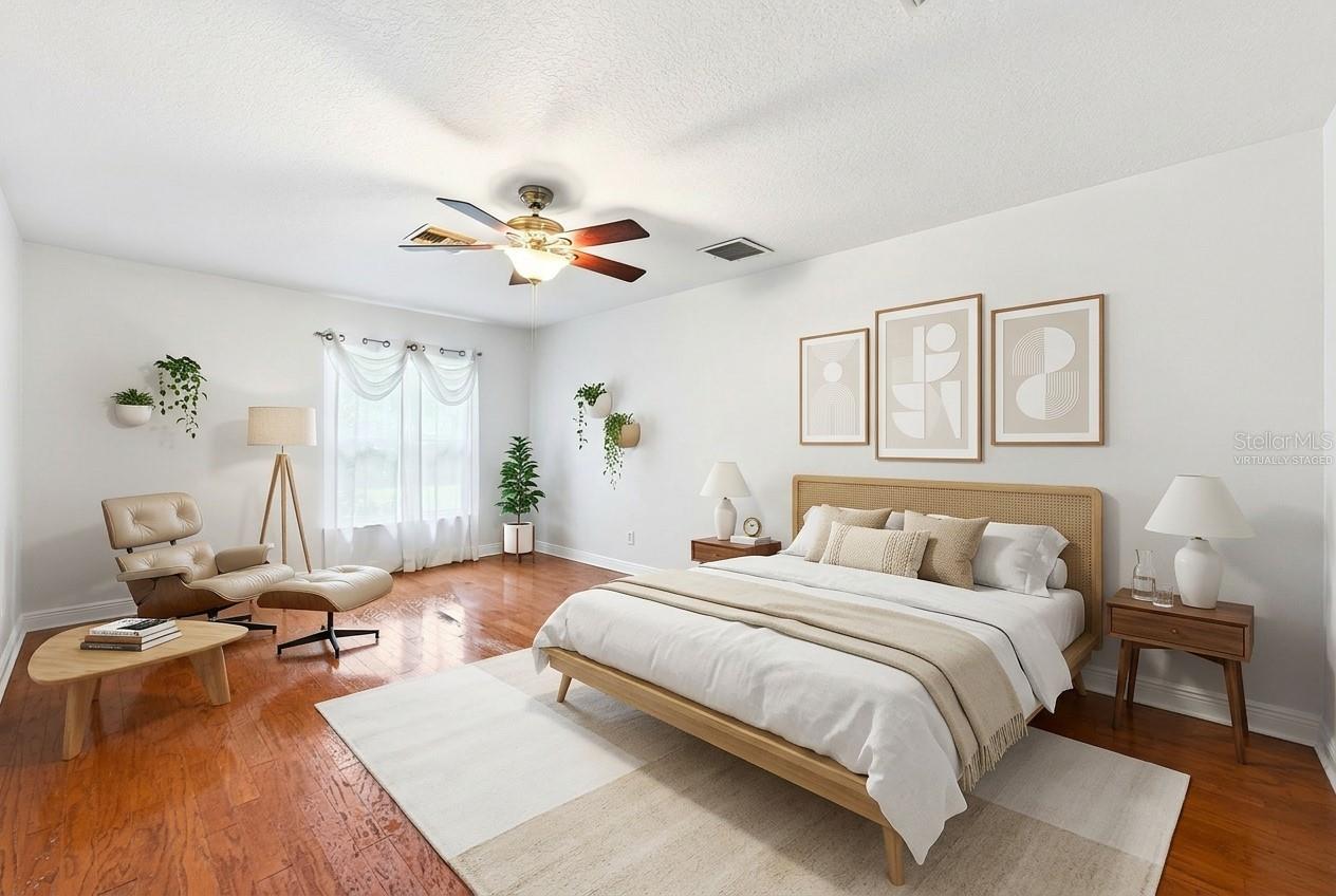 COMO MANOR - Residential