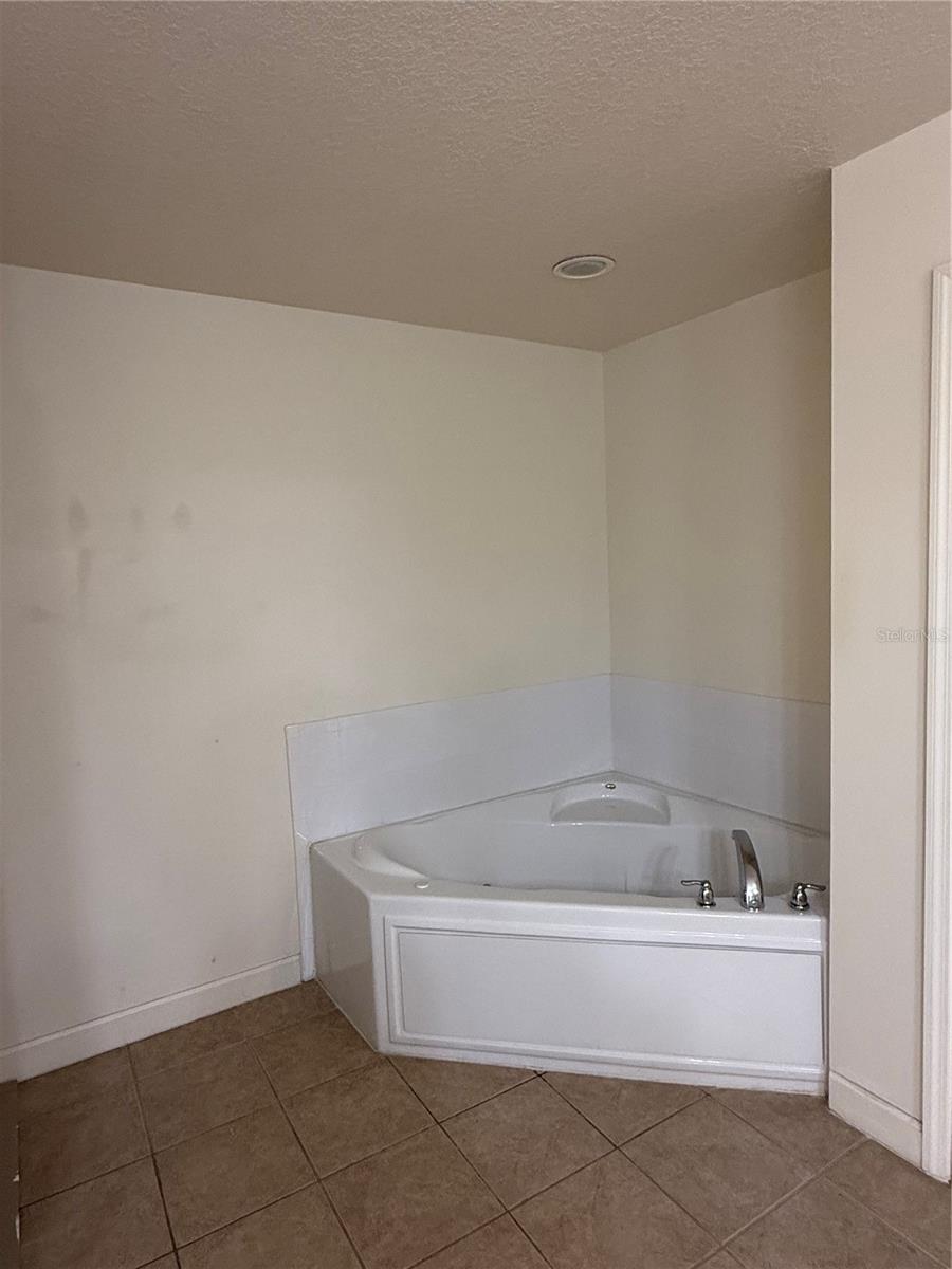 PROMENADE PH 2 - Residential