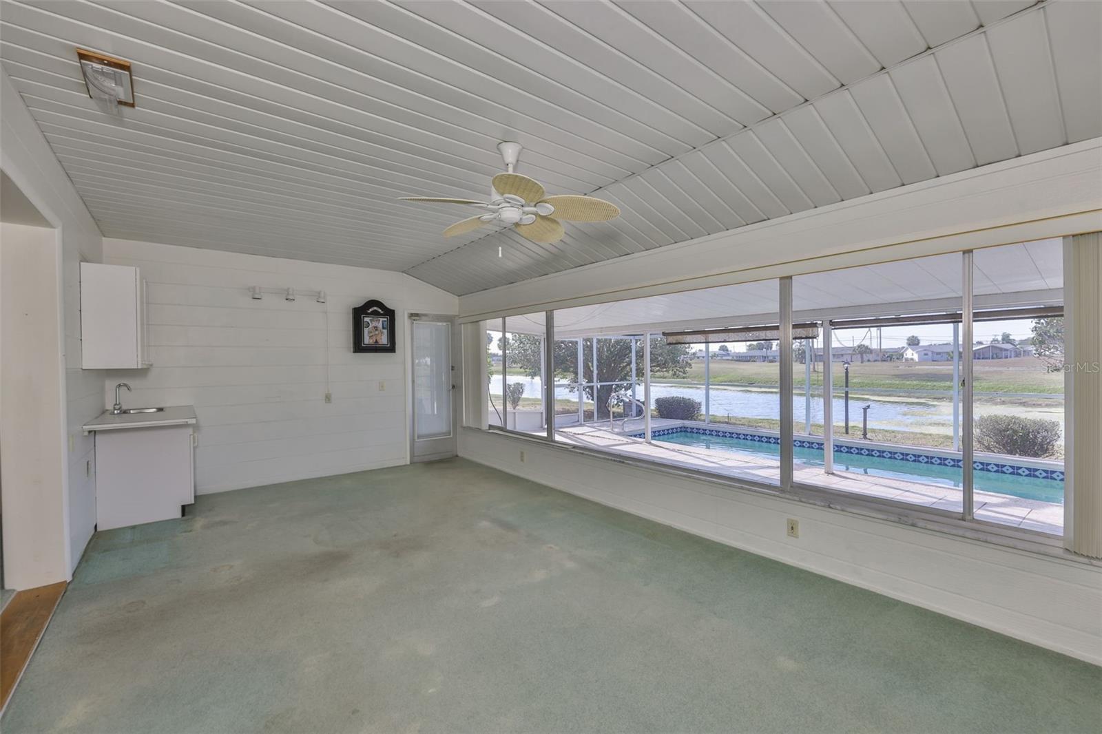 DEL WEBBS SUN CITY FLORIDA UN - Residential