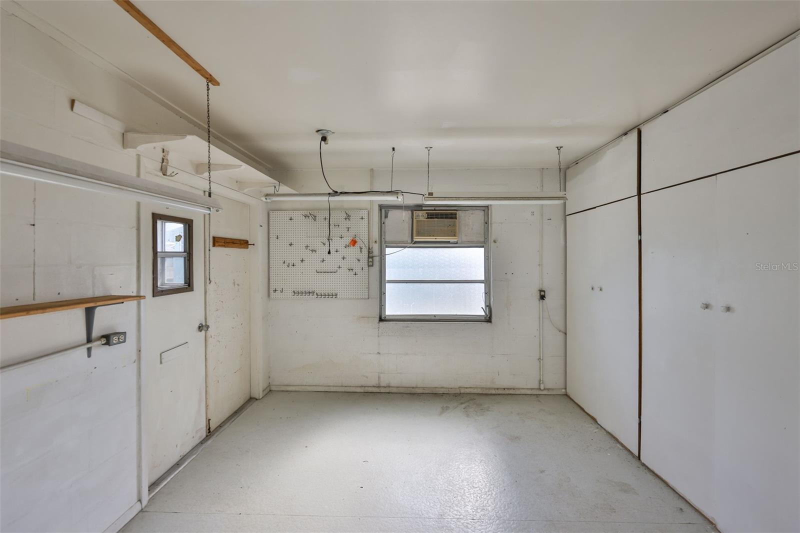 DEL WEBBS SUN CITY FLORIDA UN - Residential