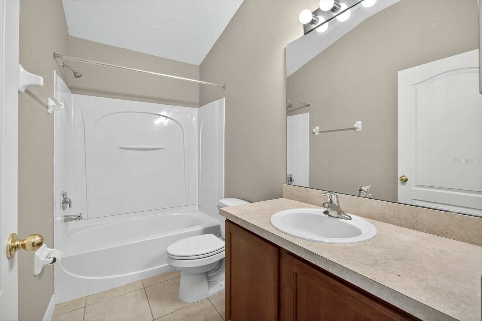 OVERLOOK/PARKSIDE CONDO - Residential