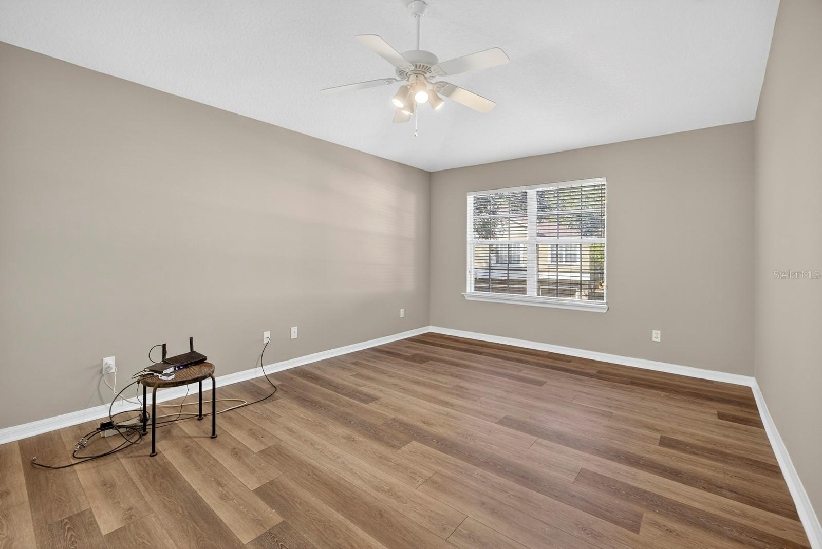 OVERLOOK/PARKSIDE CONDO - Residential