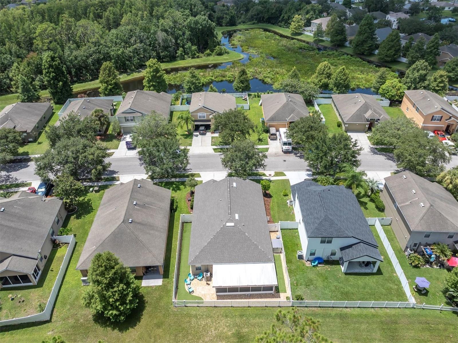 COLONY LAKES - Residential