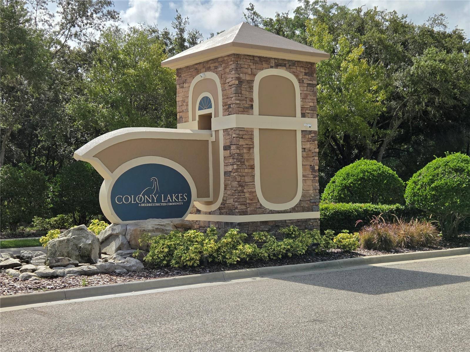 COLONY LAKES - Residential