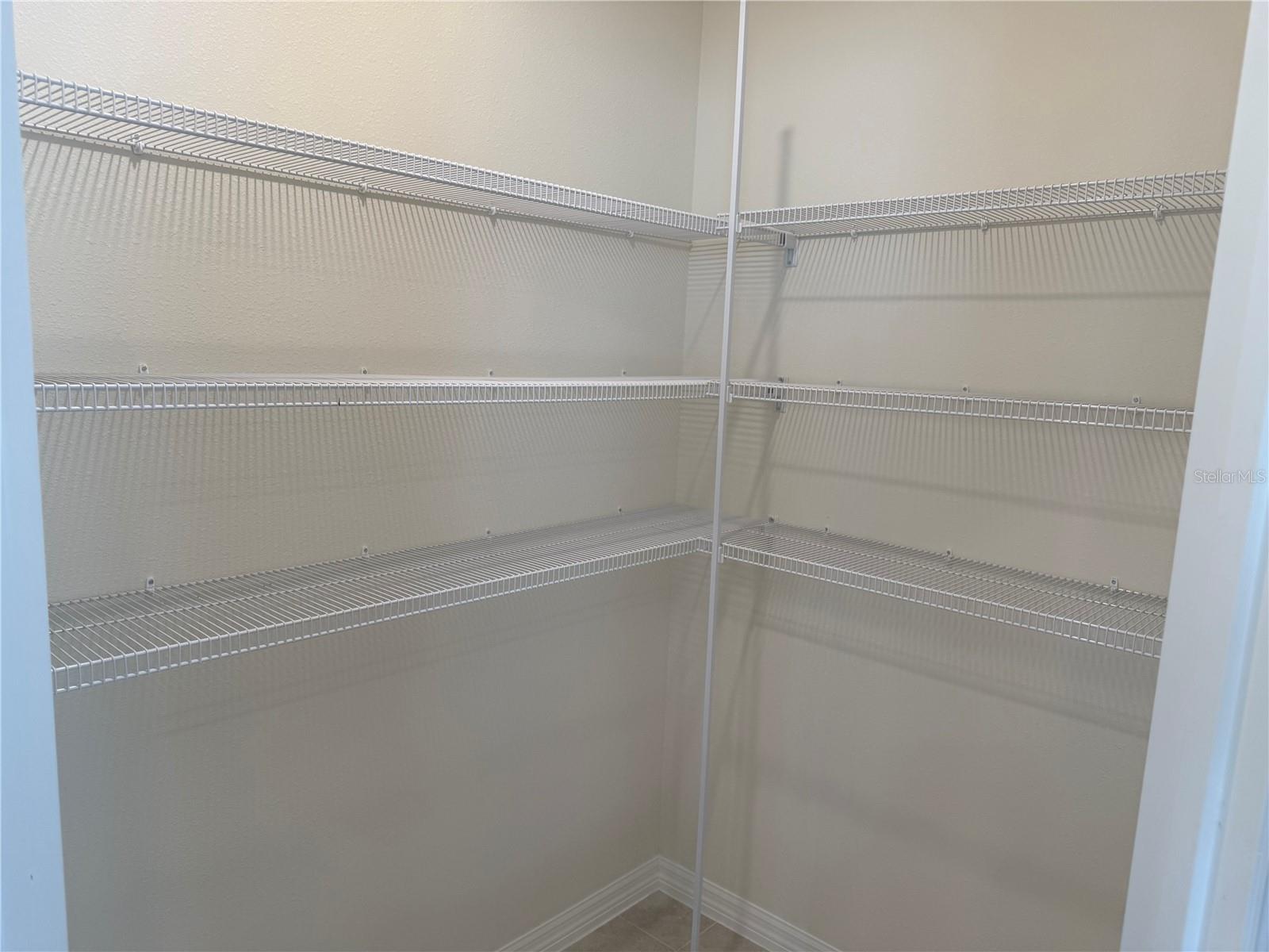 HAMILTON BLUFF - Residential Lease