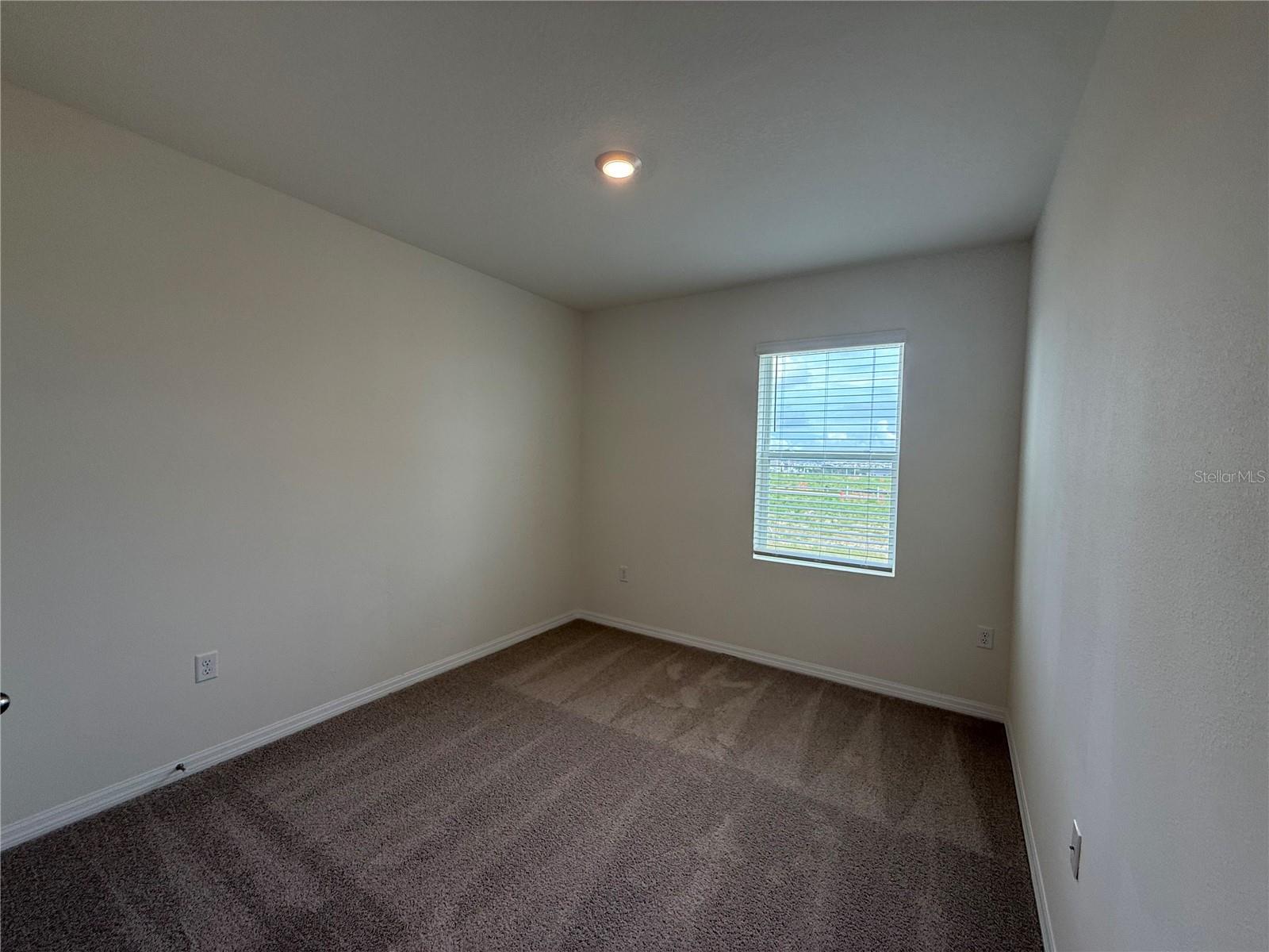 HAMILTON BLUFF - Residential Lease