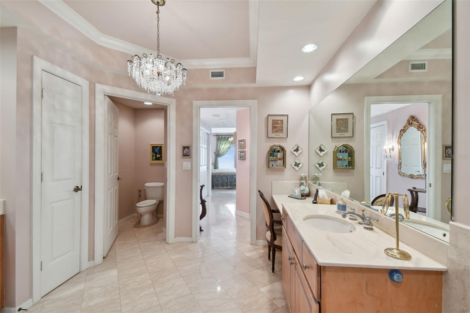 SERENO CONDO - Residential