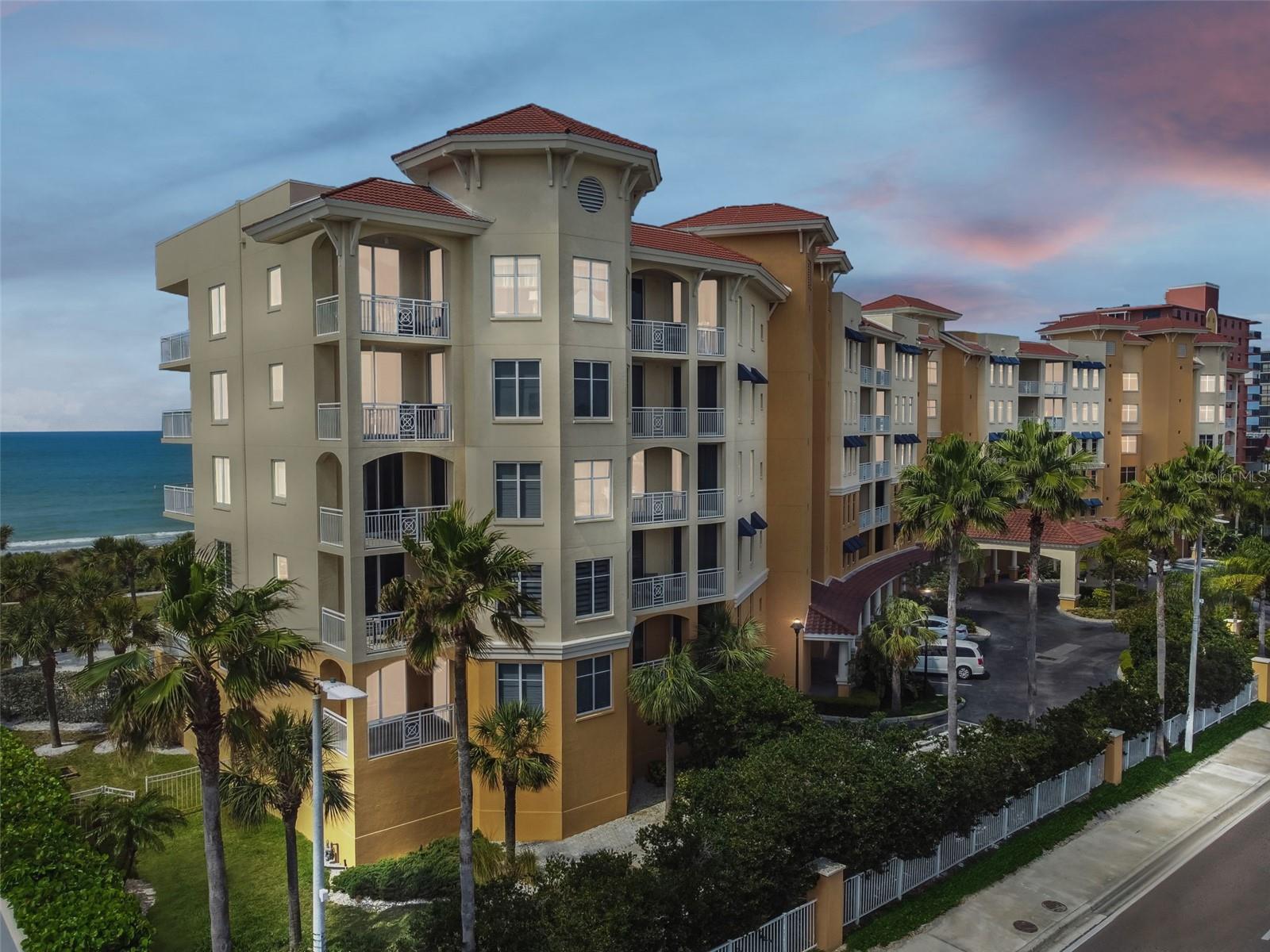 SERENO CONDO - Residential