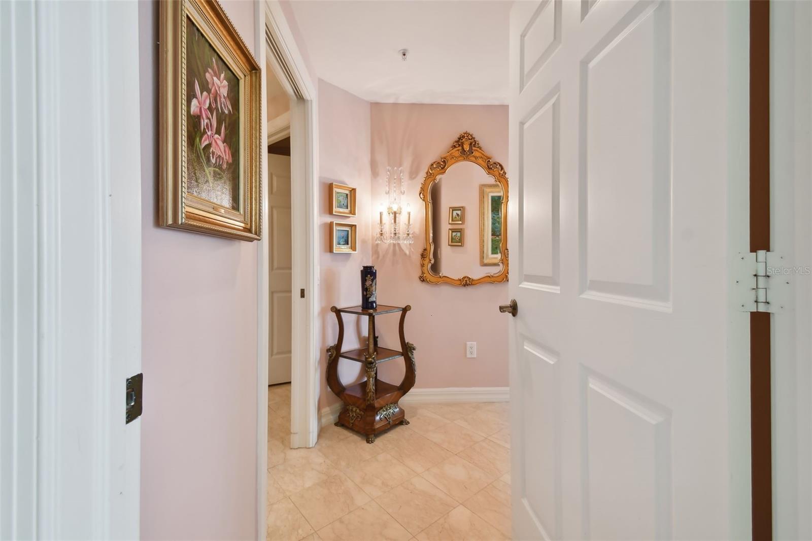 SERENO CONDO - Residential