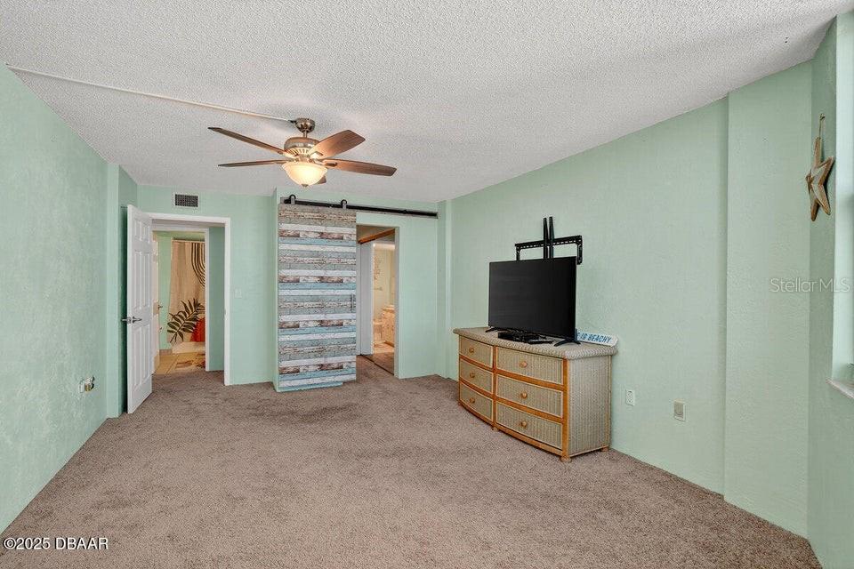 REGENCY PLAZA CONDO - Residential