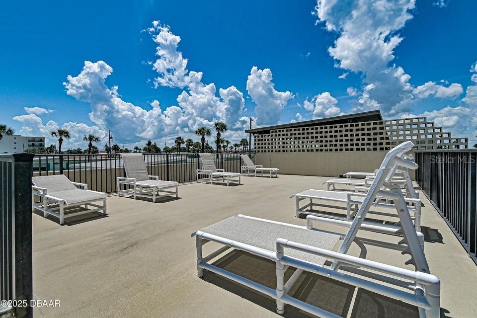 REGENCY PLAZA CONDO - Residential