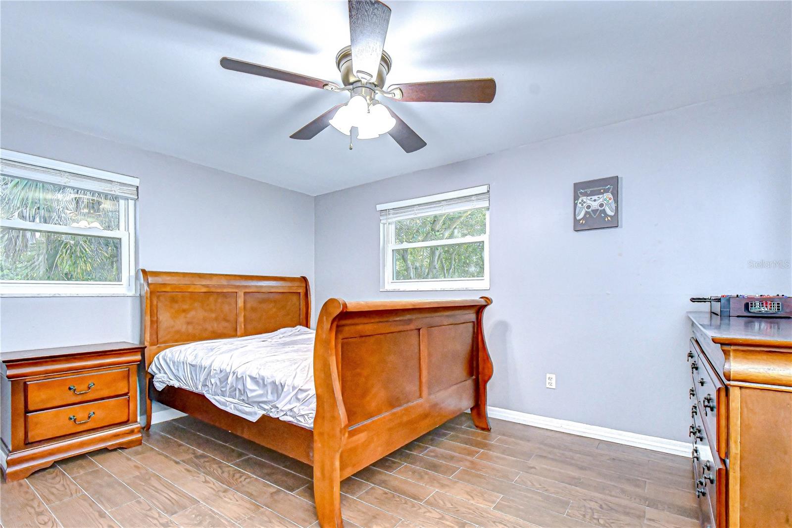 VAN SANT SUB - Residential