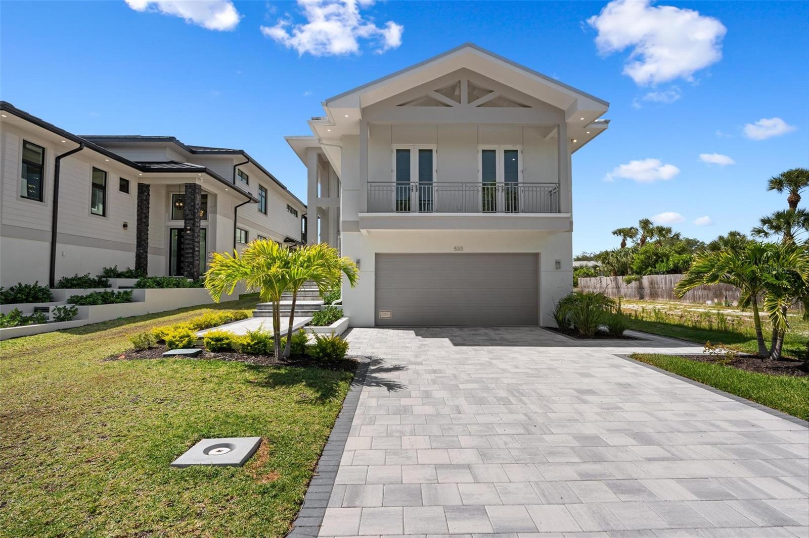 533 VENICE LANE