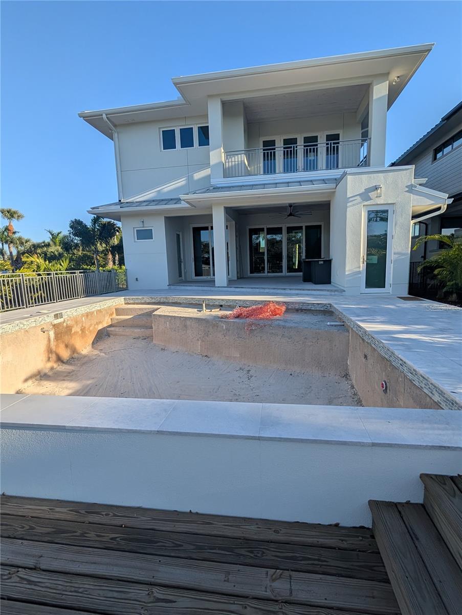 SIESTA BEACH - Residential