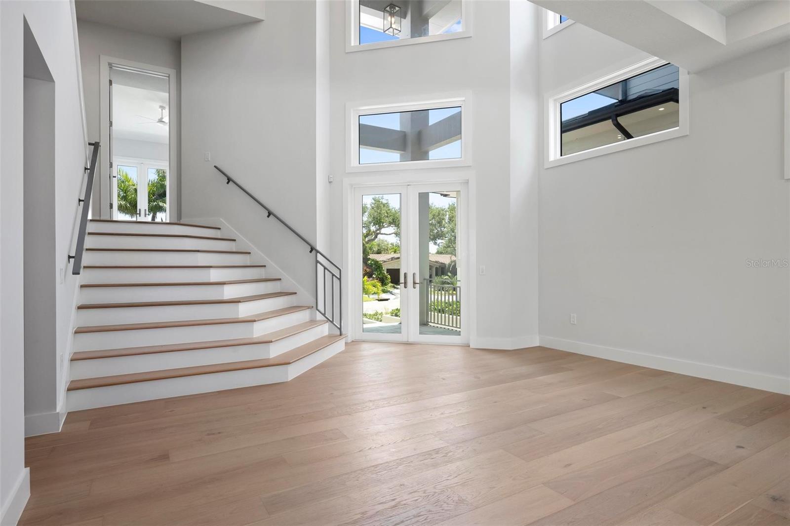 SIESTA BEACH - Residential