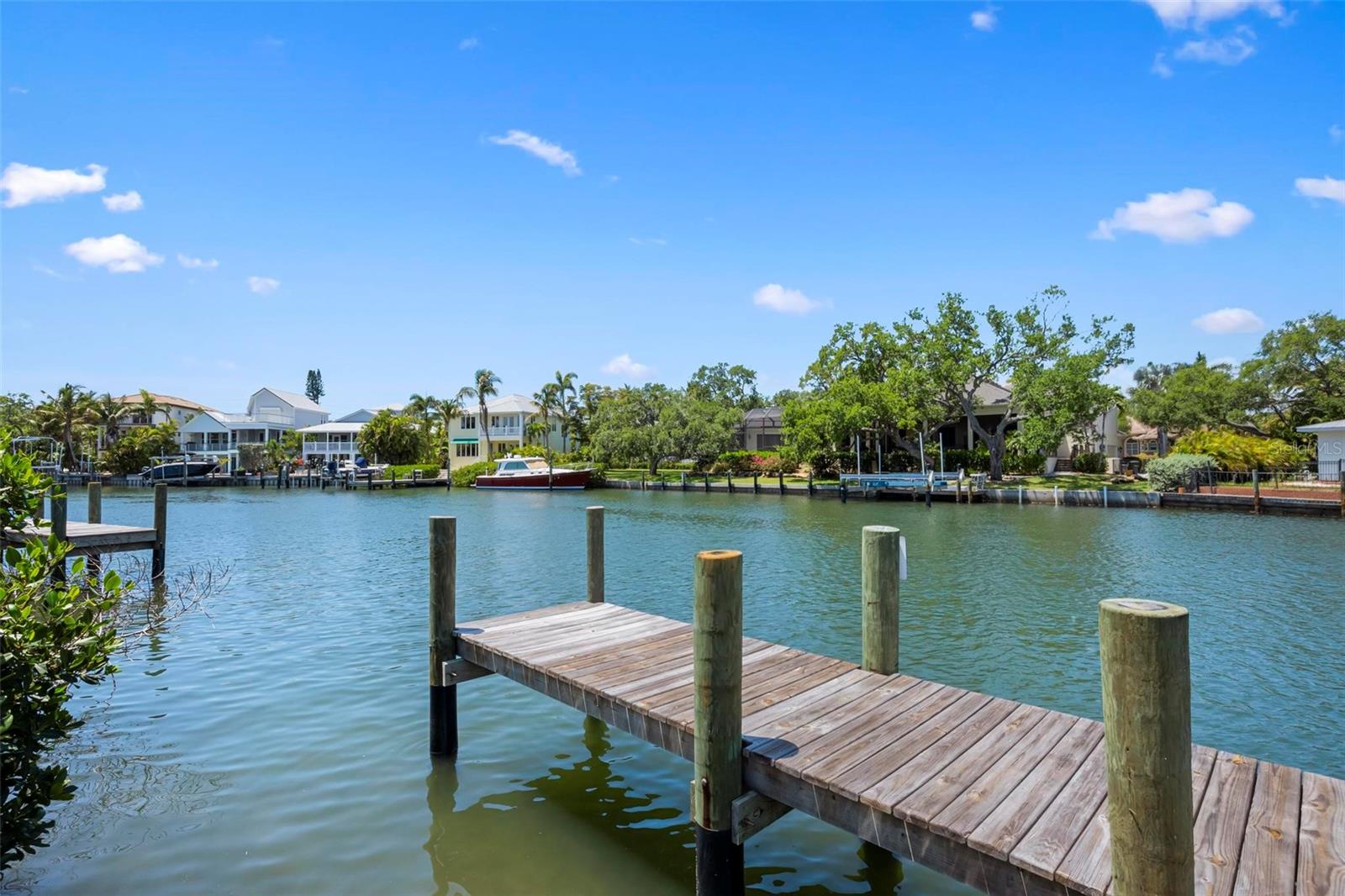SIESTA BEACH - Residential