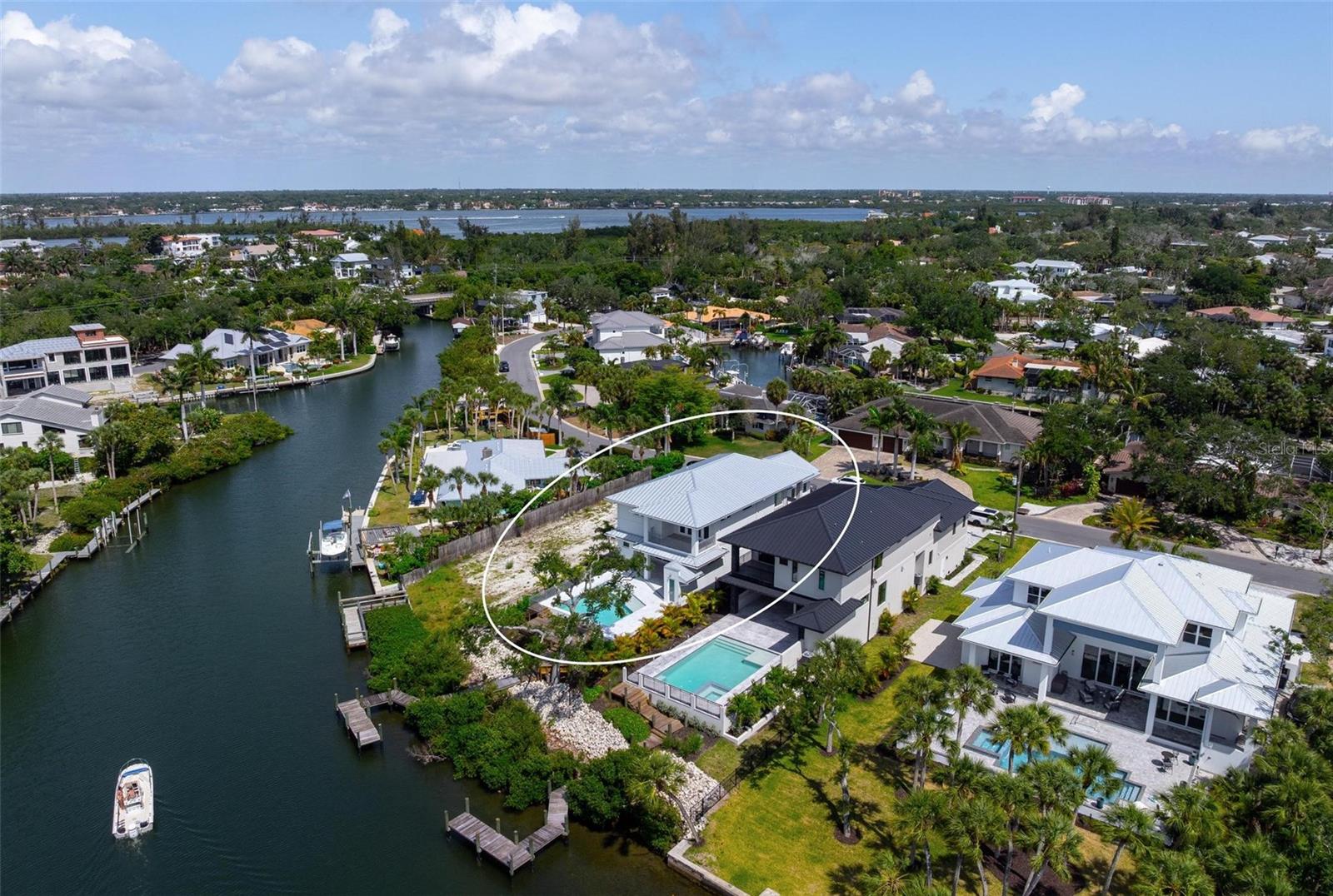 SIESTA BEACH - Residential