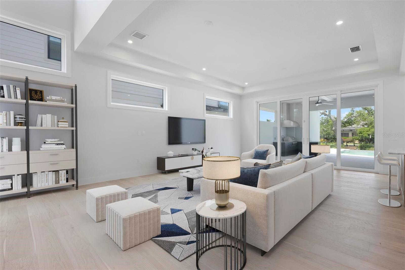 SIESTA BEACH - Residential