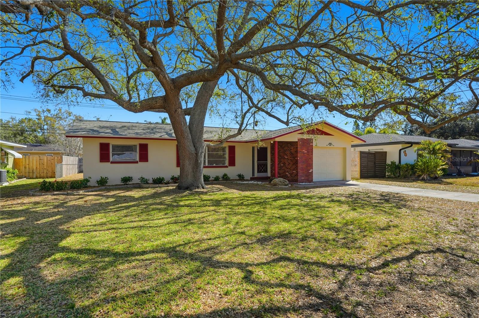 1511 SAN HELEN DRIVE