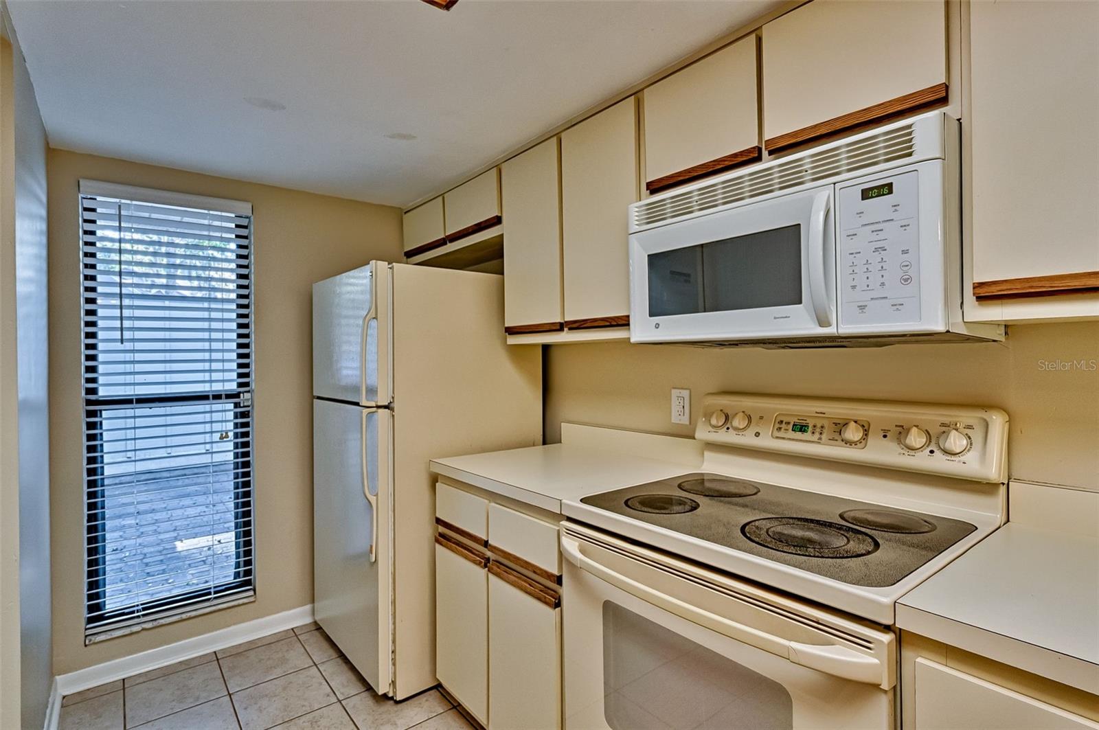 CYPRESS POINT - Residential