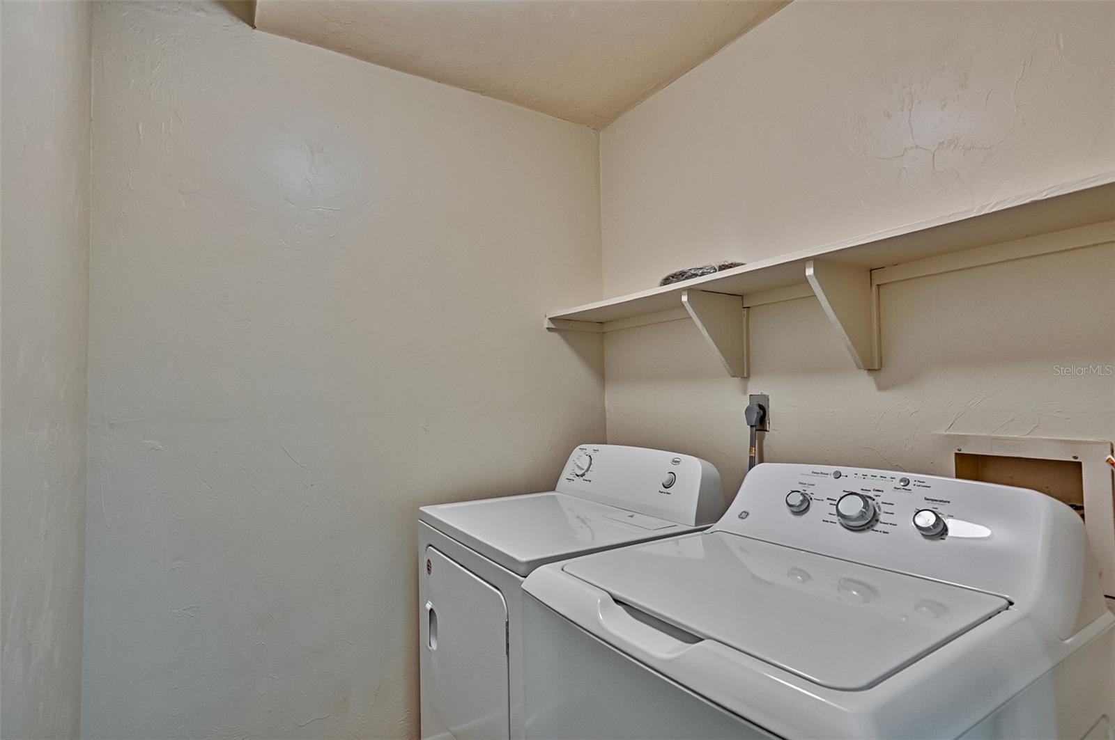 CYPRESS POINT - Residential