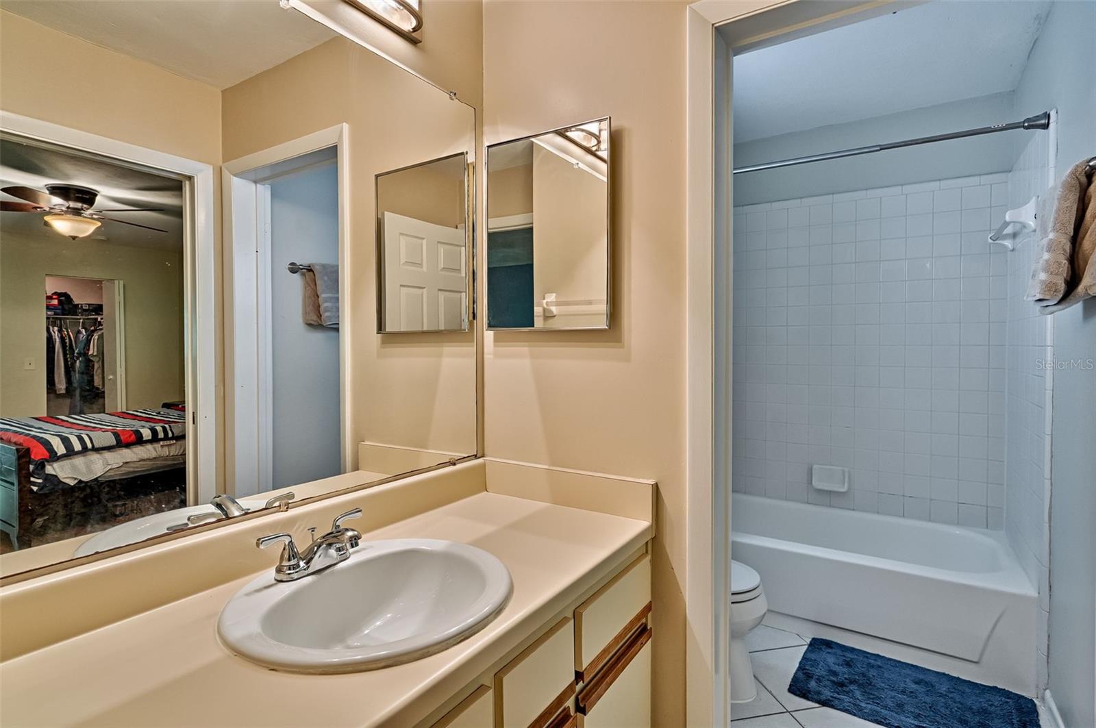 CYPRESS POINT - Residential