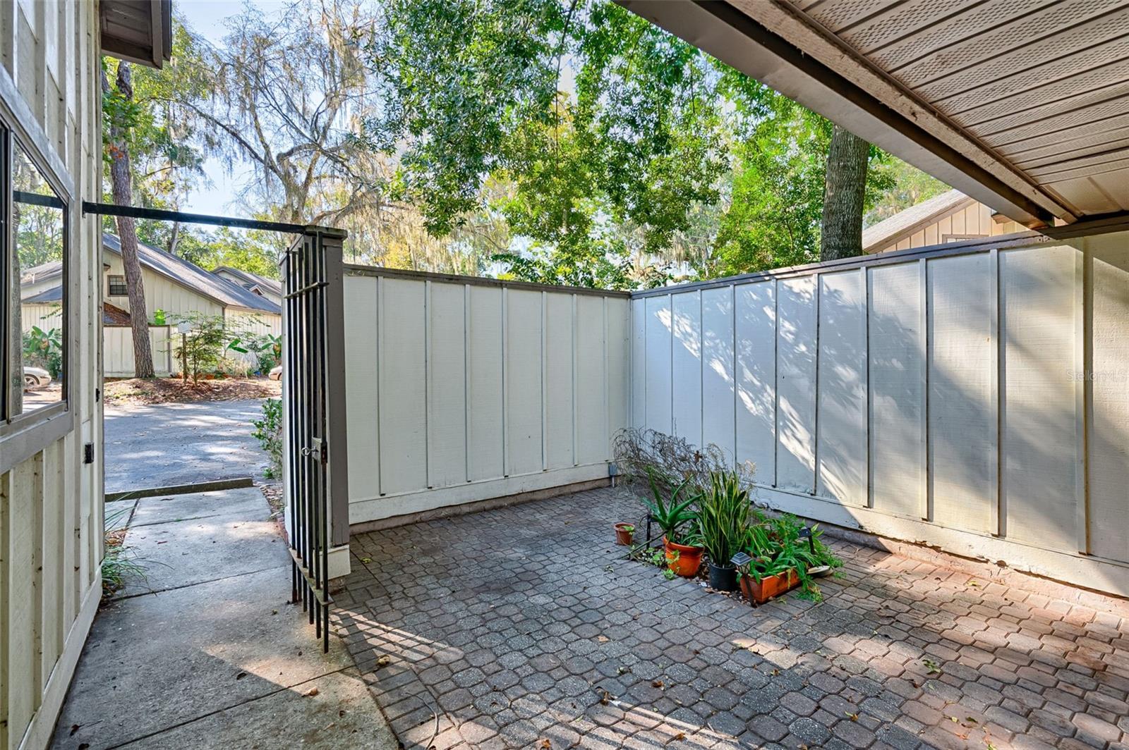 CYPRESS POINT - Residential