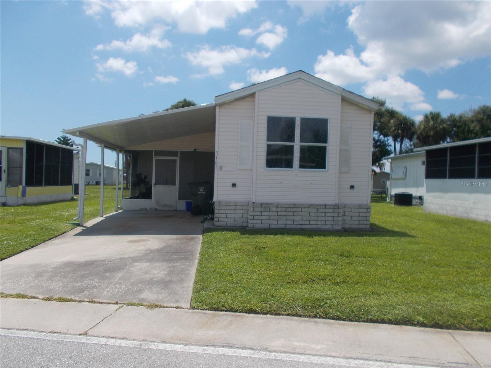 HOLIDAY PARK - Residential
