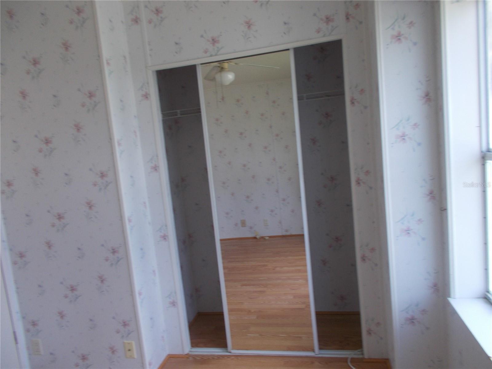HOLIDAY PARK - Residential