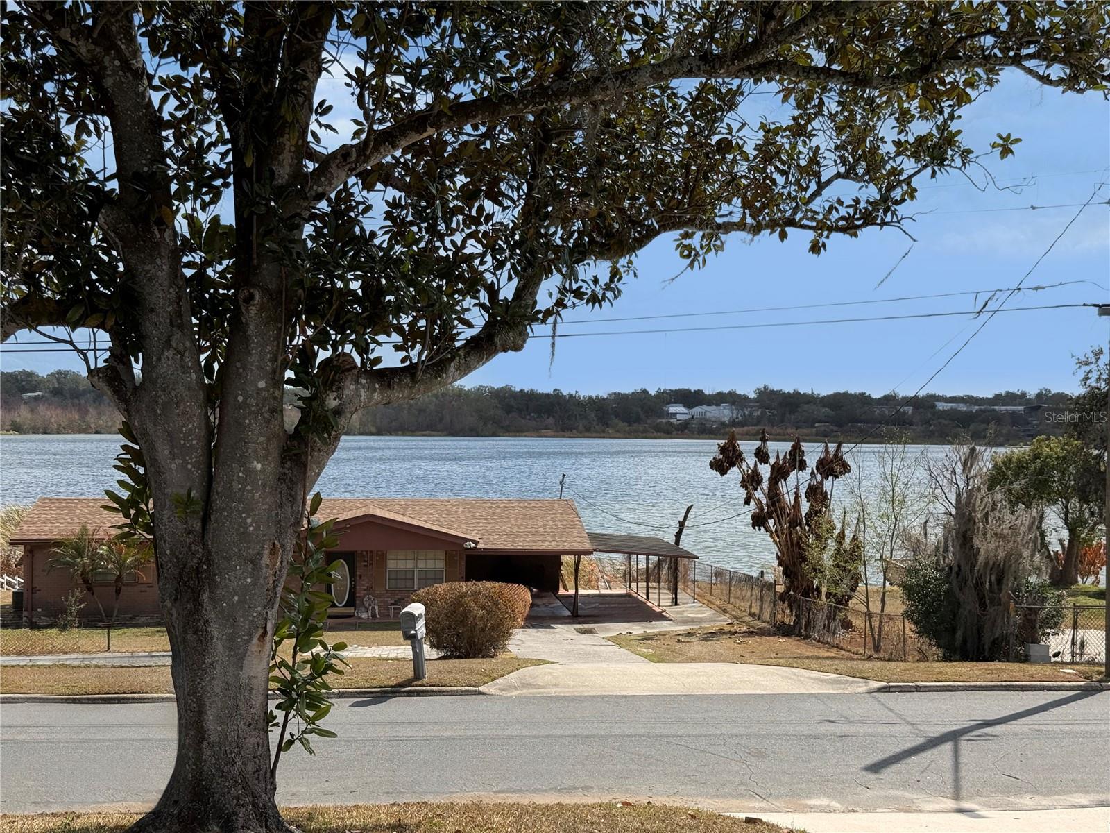 LAKE BONNET HILLS - Residential
