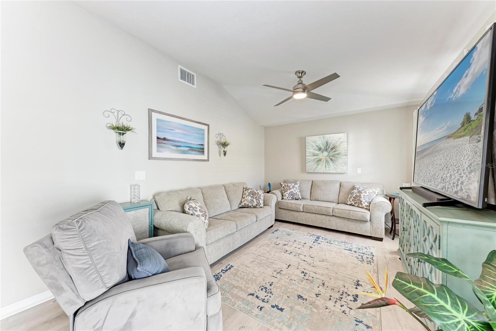 GROVE HAVEN - Residential