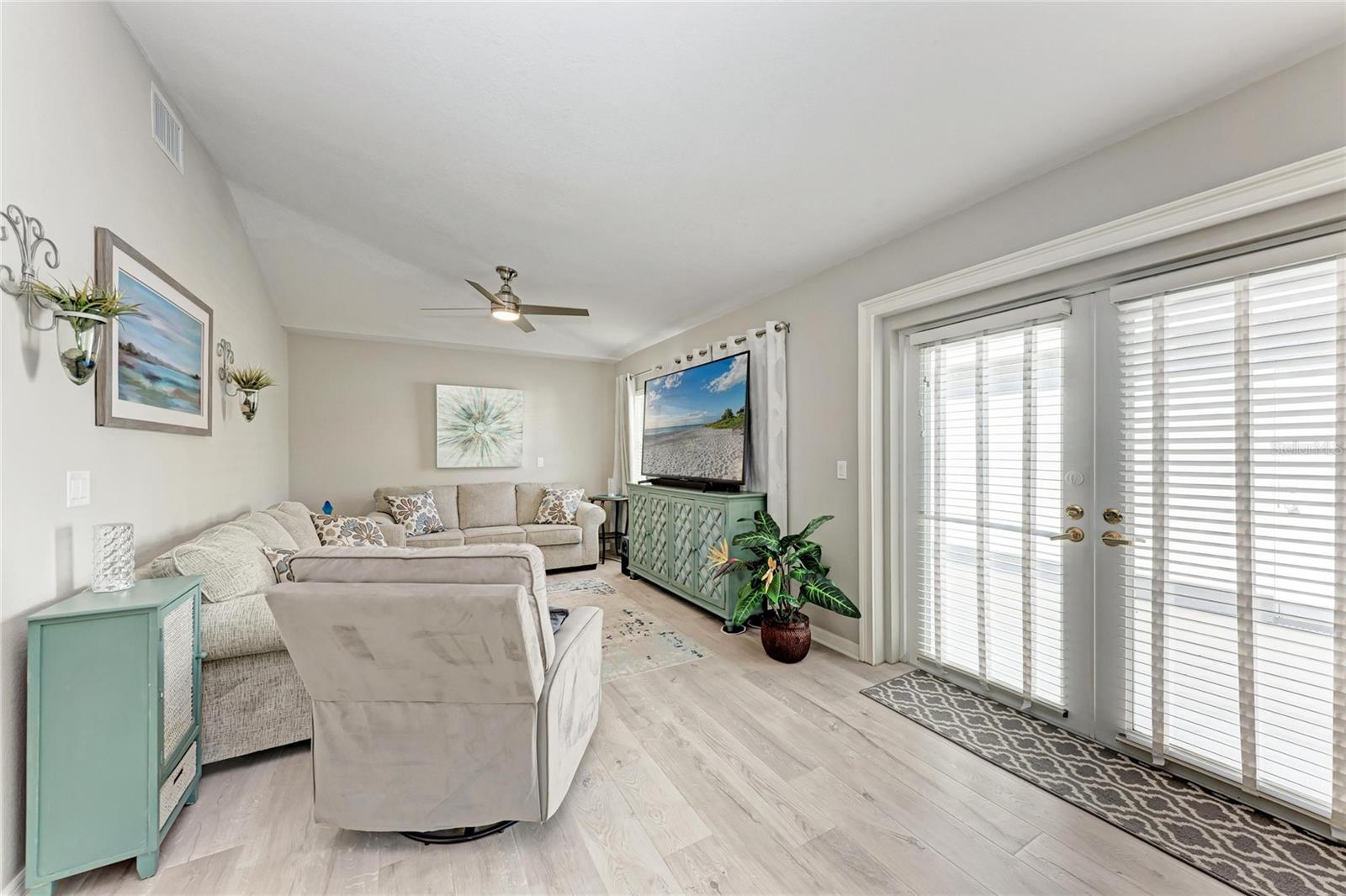 GROVE HAVEN - Residential