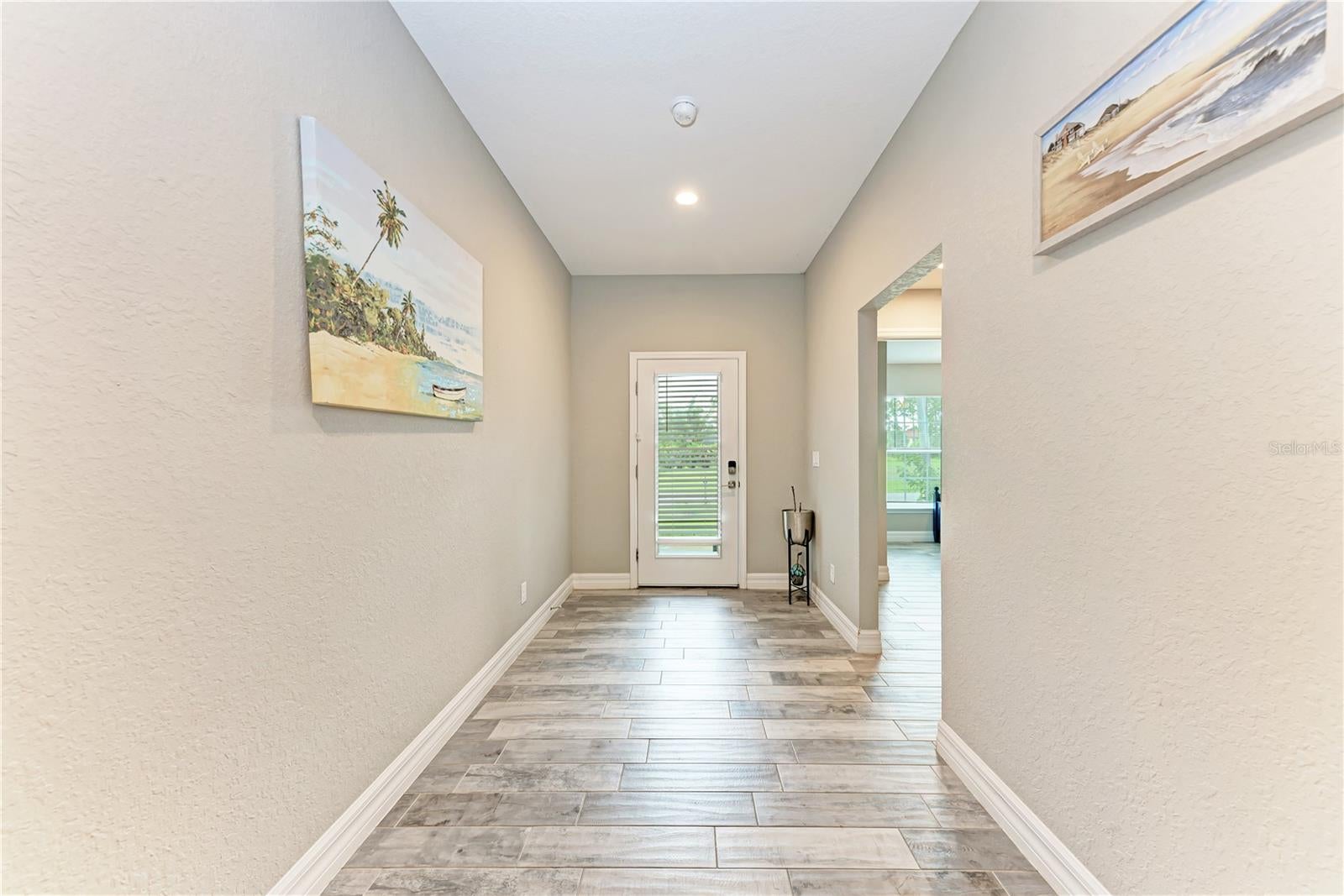 320 ALBATROSS ROAD
