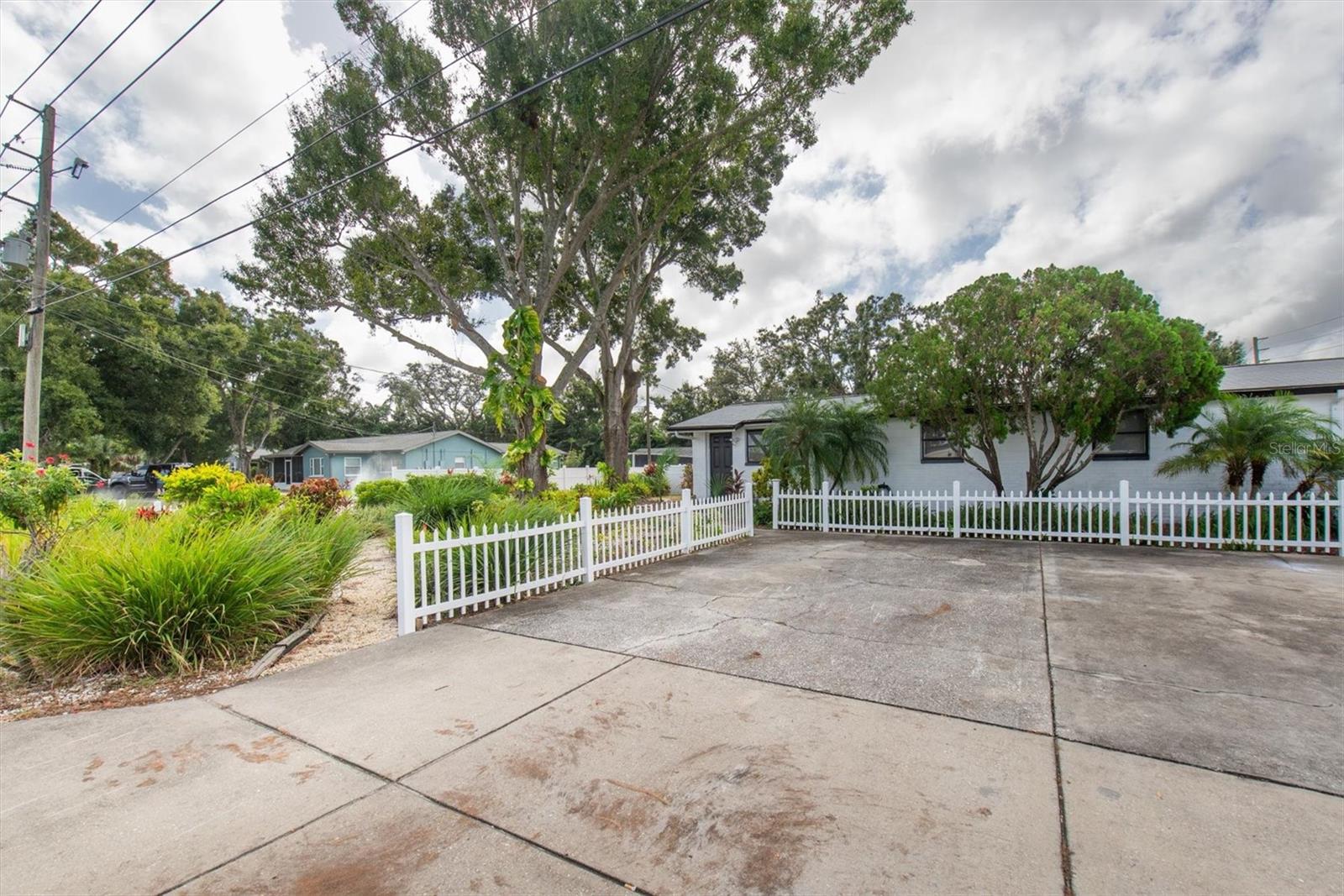 BAYNARD LEE JR 4 - Residential Income