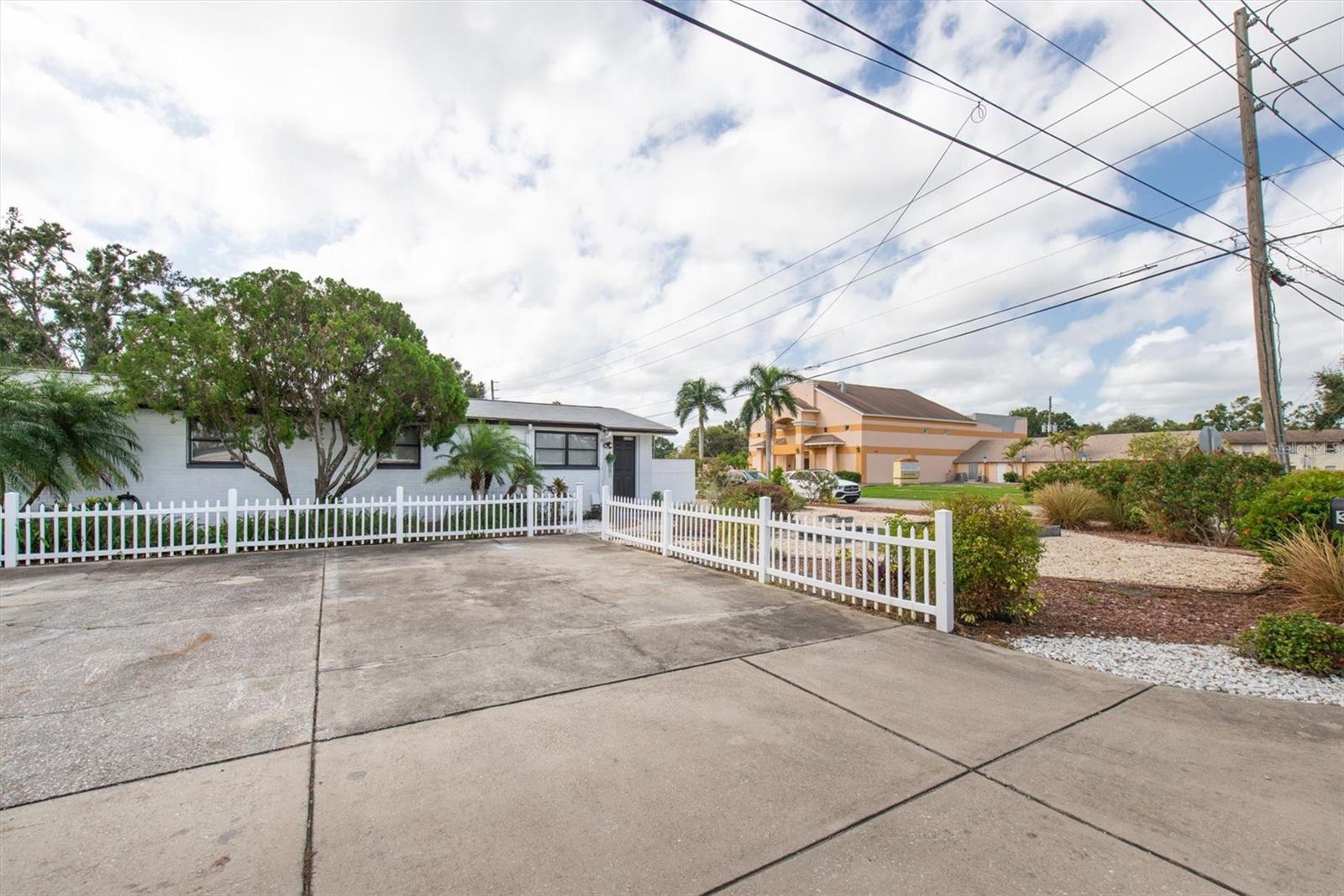 BAYNARD LEE JR 4 - Residential Income