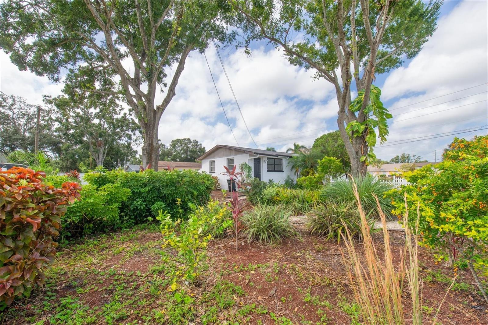 BAYNARD LEE JR 4 - Residential Income