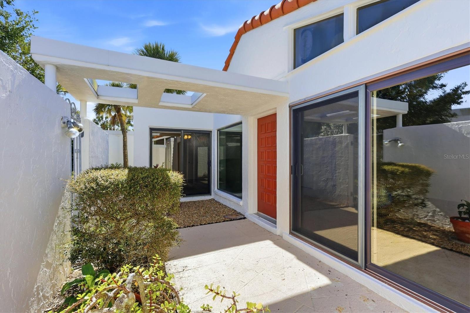 JETTY VILLAS - Residential