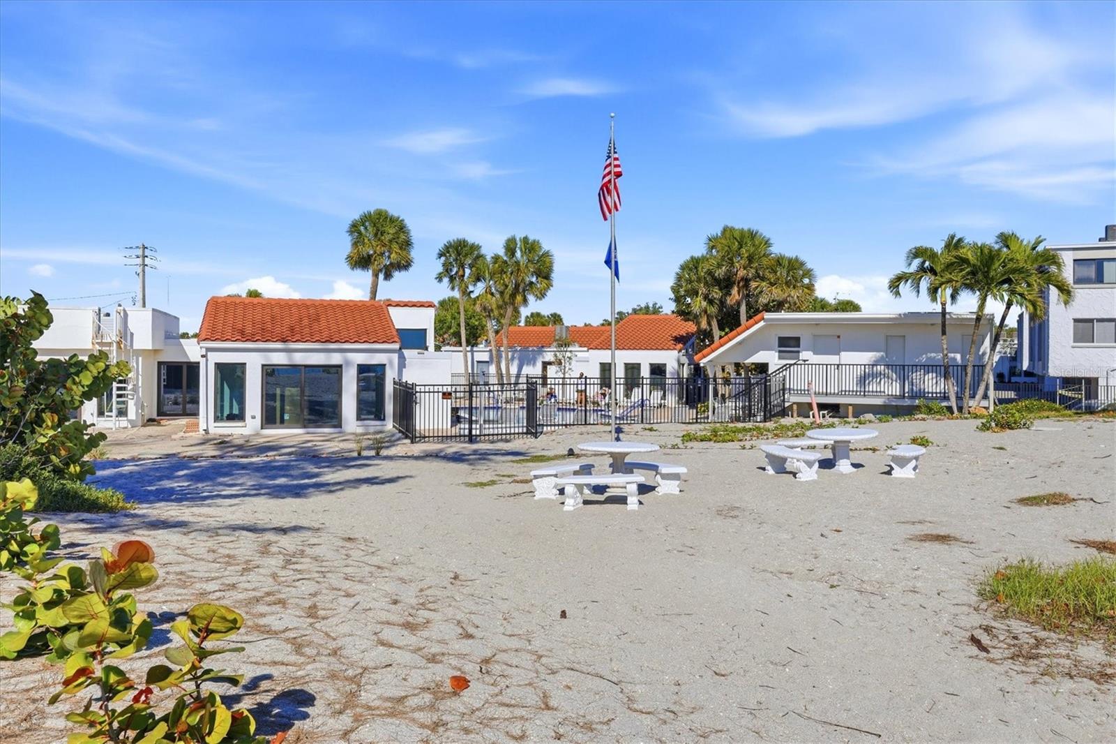 JETTY VILLAS - Residential