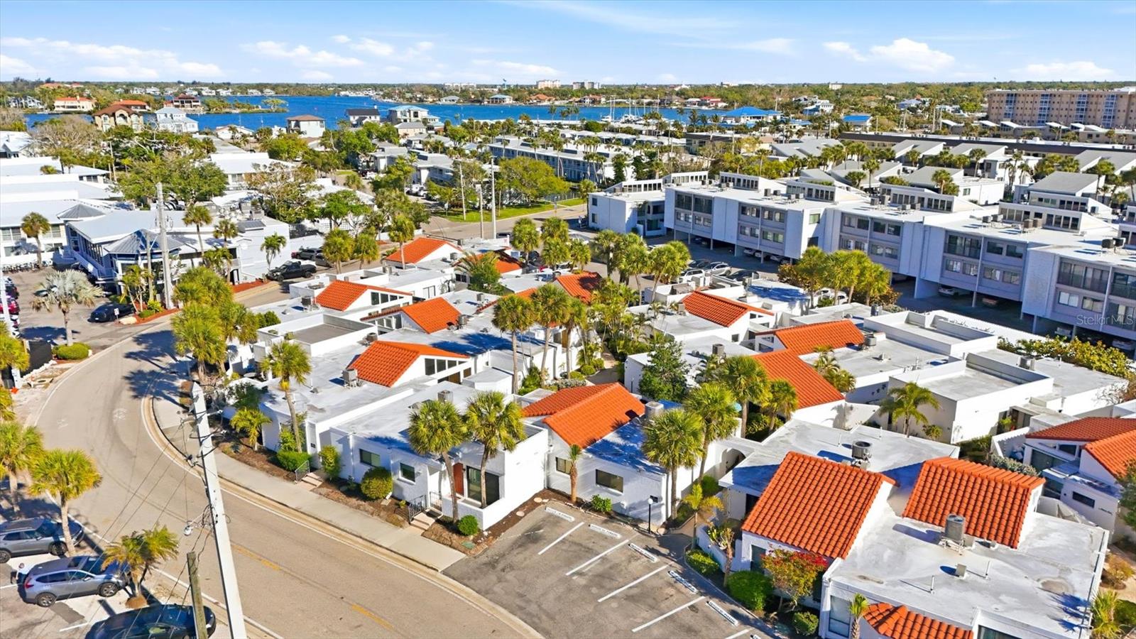 JETTY VILLAS - Residential