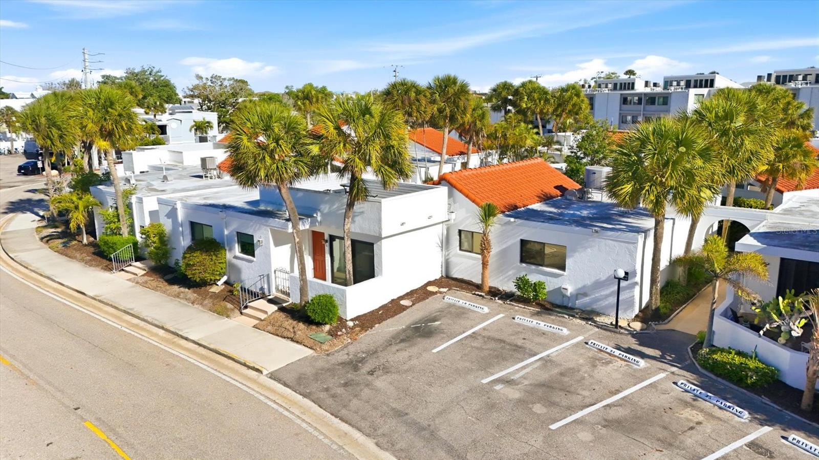 JETTY VILLAS - Residential