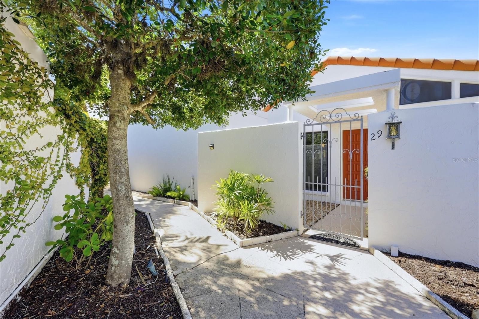 JETTY VILLAS - Residential