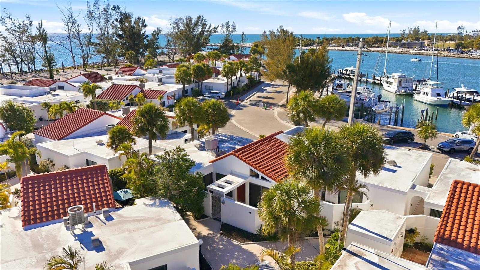 JETTY VILLAS - Residential